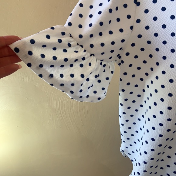 Green Envelope top - Picture 3 of 5